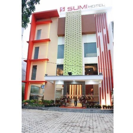 Sumi Hotel Surabaya Ngoại thất bức ảnh