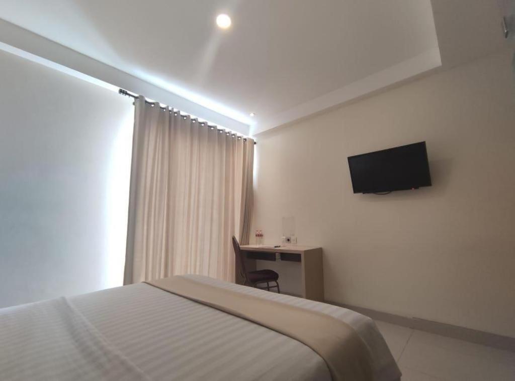 Sumi Hotel Surabaya Ngoại thất bức ảnh