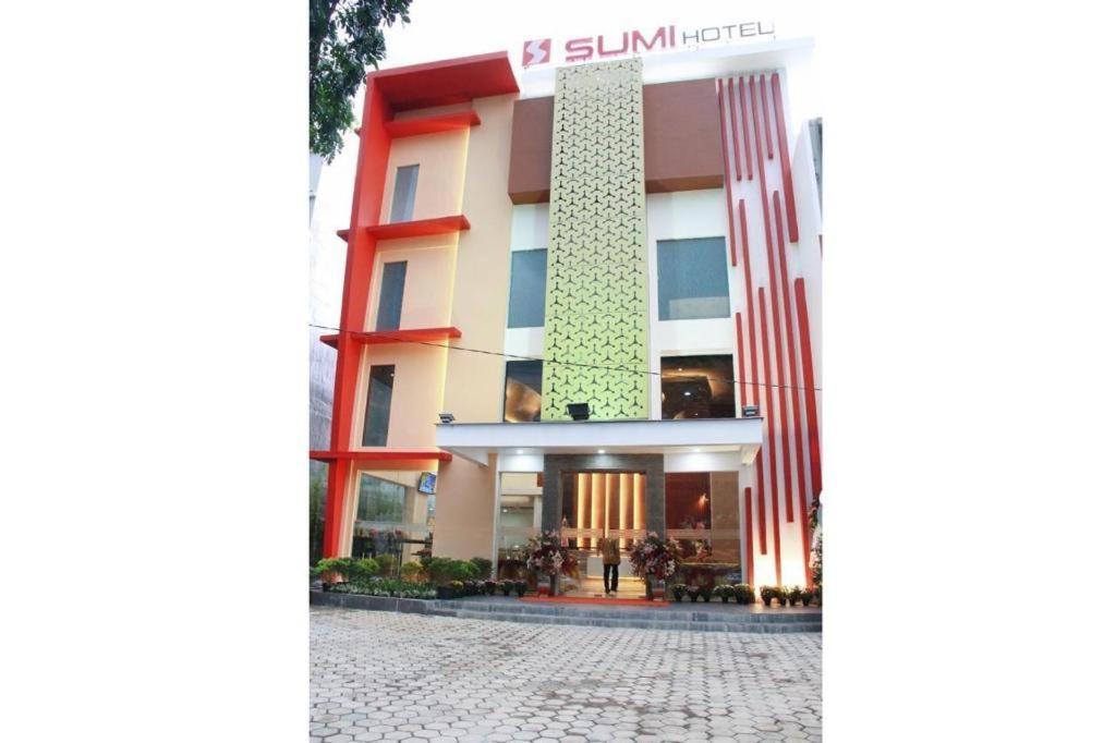 Sumi Hotel Surabaya Ngoại thất bức ảnh